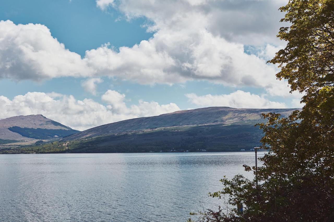 Brambles Of Inveraray Bilik gambar
