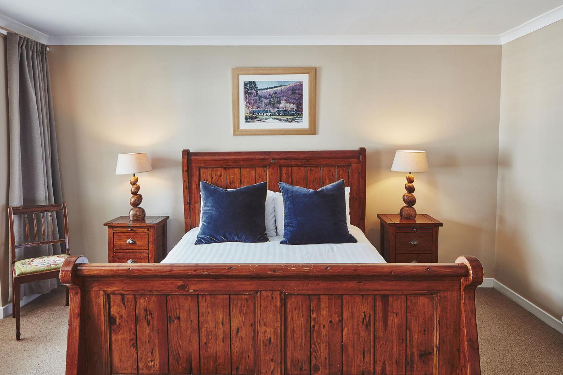 Brambles Of Inveraray Bilik gambar